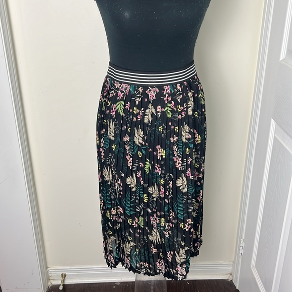 LTB Micro Pleat Midi Skirt Size Small - Picture 10 of 11